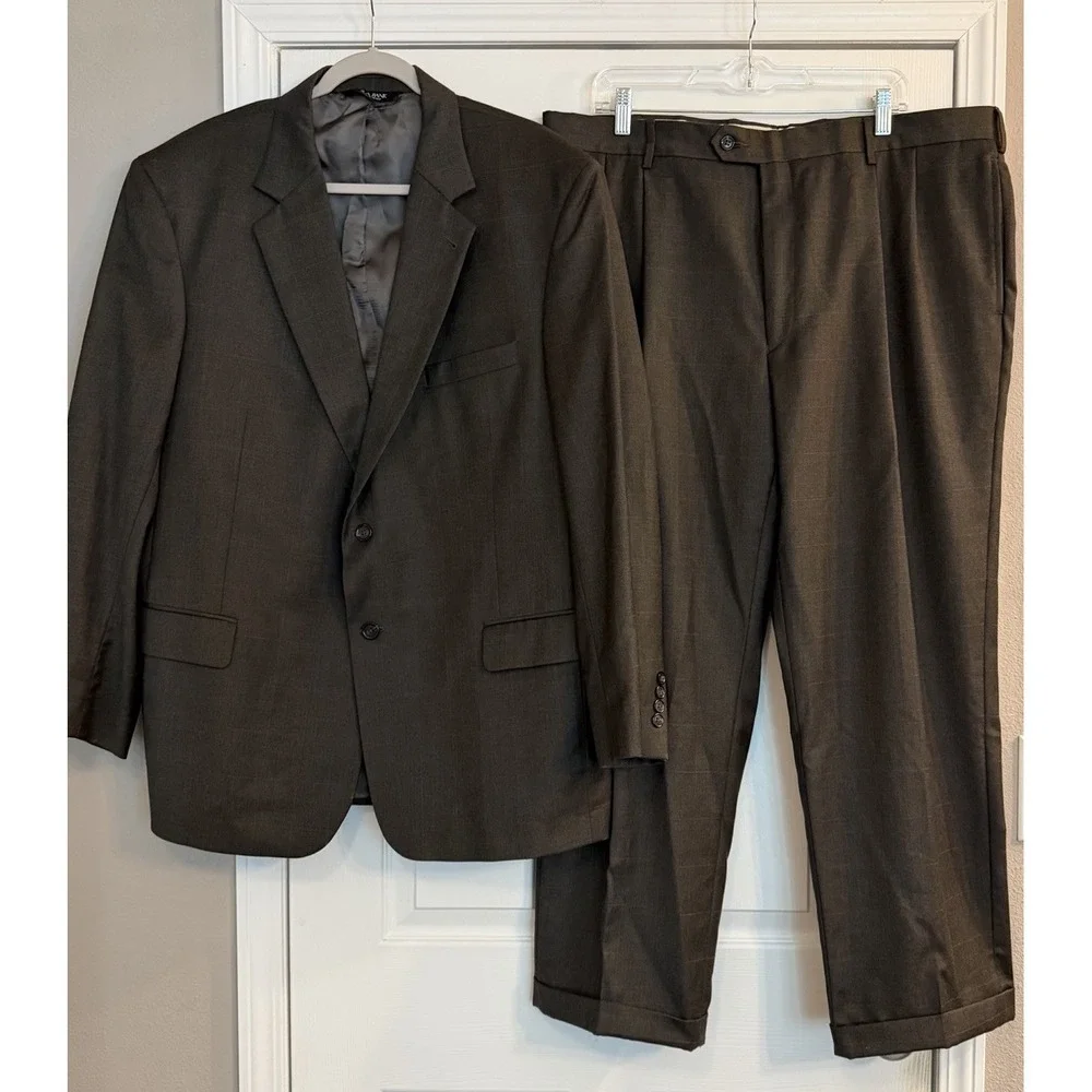 Jos A Bank Brown Suit 46R Wool Pleated Cuffed Pants 40 X 29 Windowpane READ